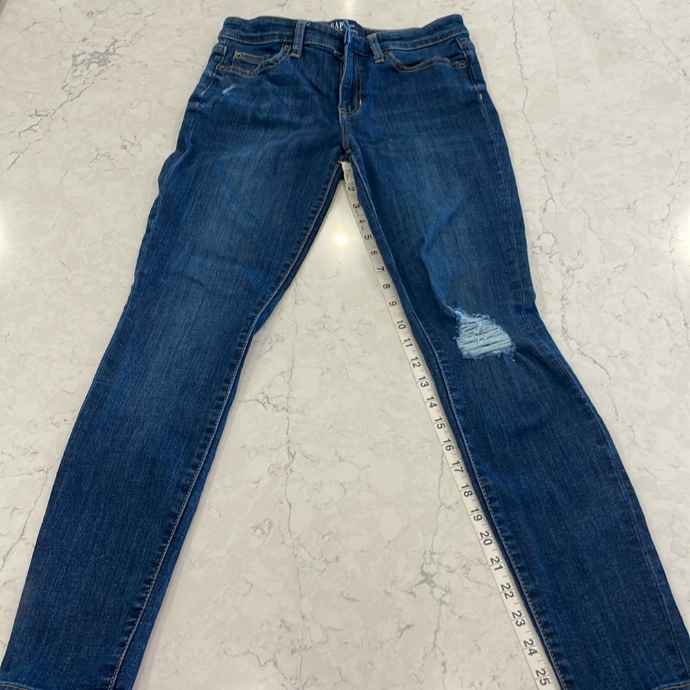 GAP denim leggings in size 2/26 Regular